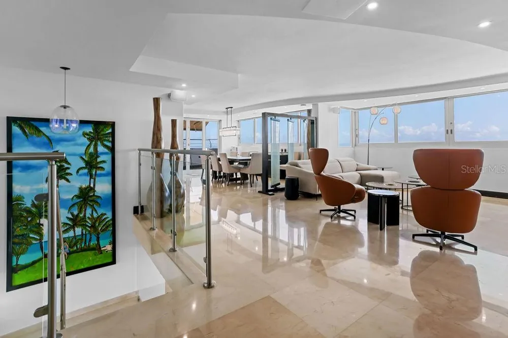 4327 ISLA VERDE AVENUE #PH 1506 Carolina, PR 00979