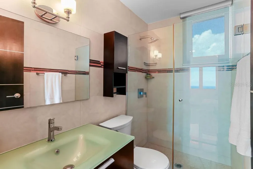 4327 ISLA VERDE AVENUE #PH 1506 Carolina, PR 00979