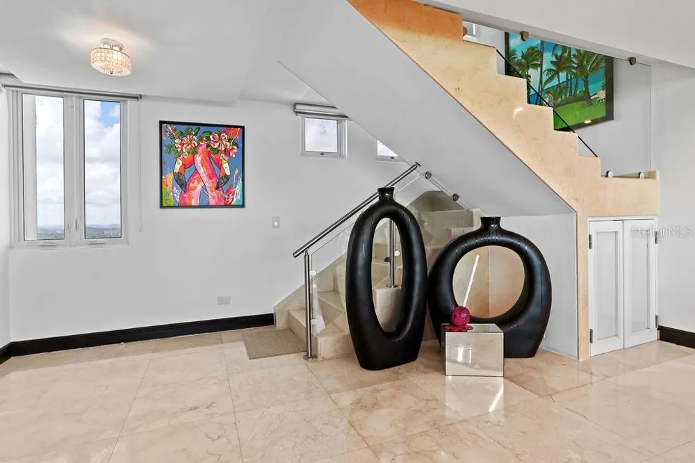4327 ISLA VERDE AVENUE #PH 1506 Carolina, PR 00979