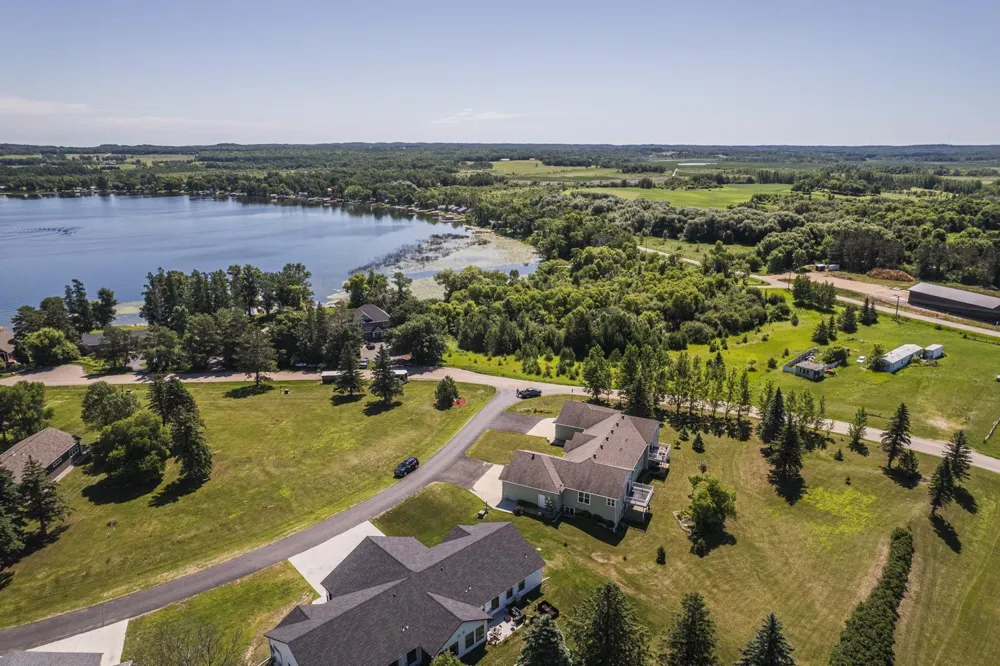 20623 County Highway 21 Detroit Lakes, MN 56501