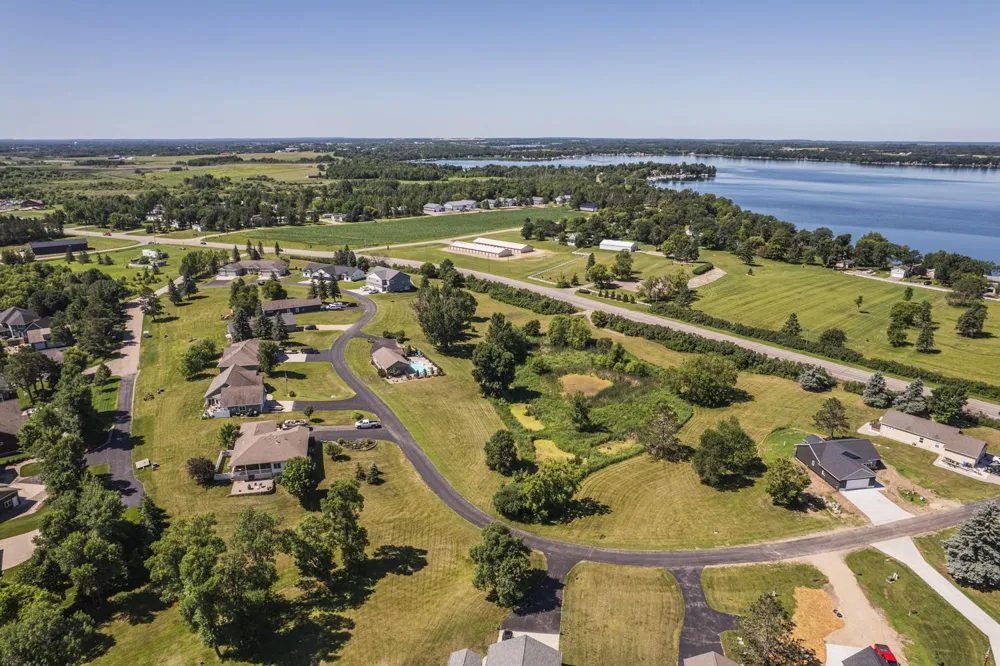 20623 County Highway 21 Detroit Lakes, MN 56501