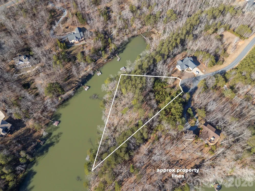 000 Indian Summer Lane #4 Mill Spring, NC 28756