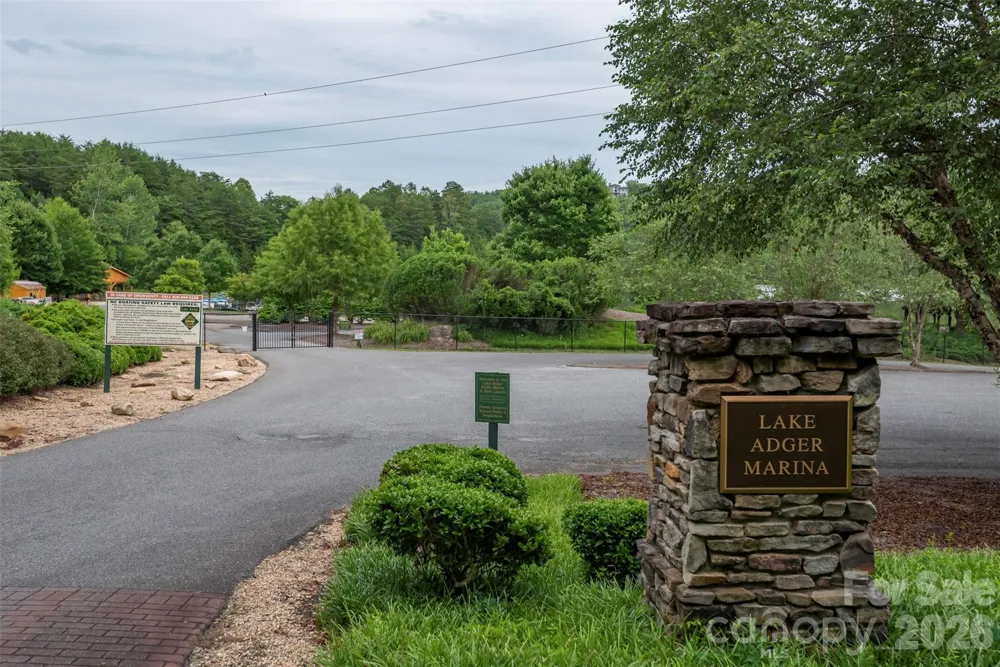 000 Indian Summer Lane #4 Mill Spring, NC 28756