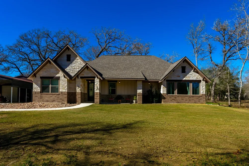651 County Road 379 Caldwell, TX 77836