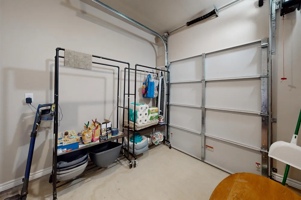 651 County Road 379 Caldwell, TX 77836