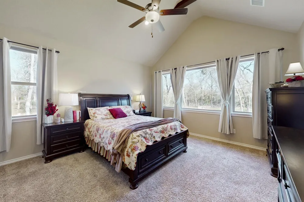 651 County Road 379 Caldwell, TX 77836