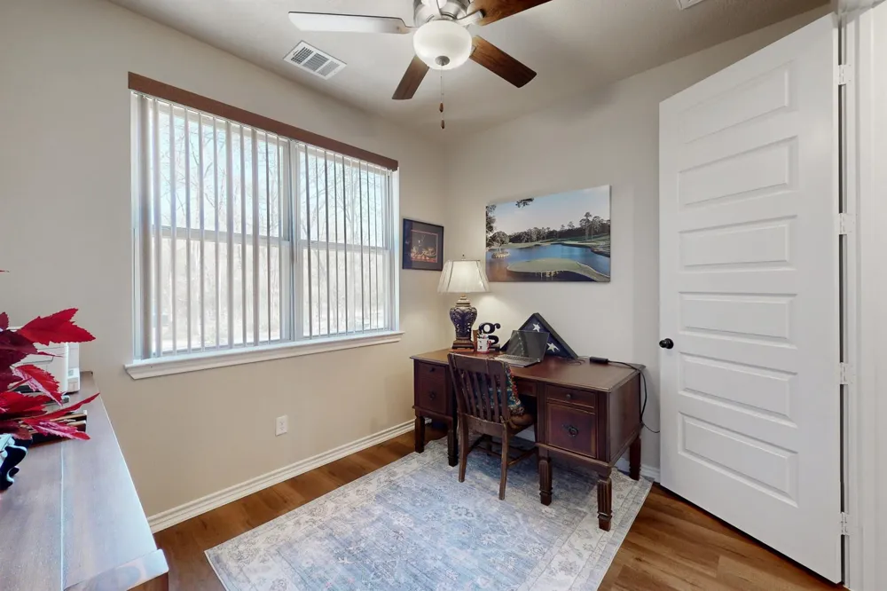 651 County Road 379 Caldwell, TX 77836