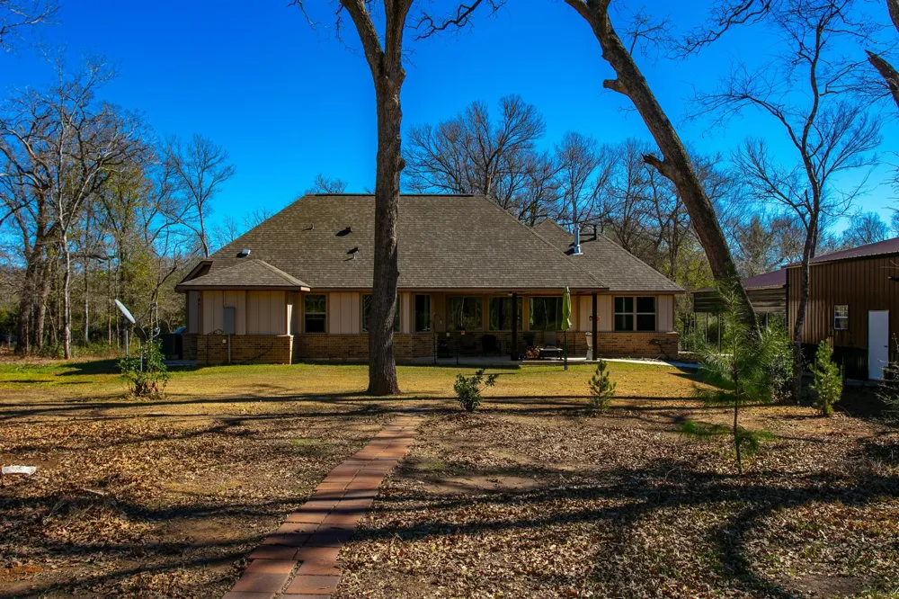 651 County Road 379 Caldwell, TX 77836