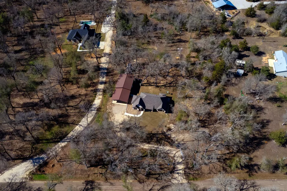 651 County Road 379 Caldwell, TX 77836