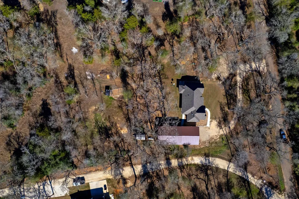 651 County Road 379 Caldwell, TX 77836