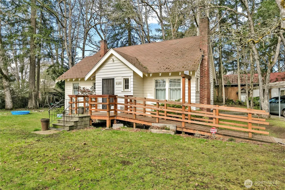 8409 Washington Boulevard SW Lakewood, WA 98498