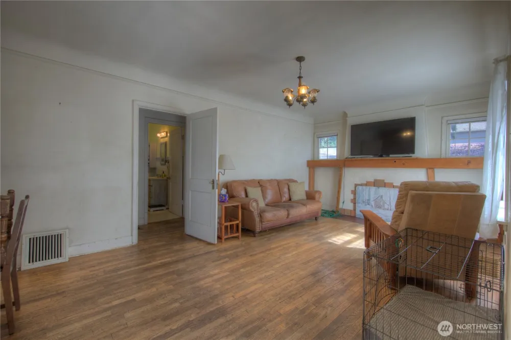 8409 Washington Boulevard SW Lakewood, WA 98498