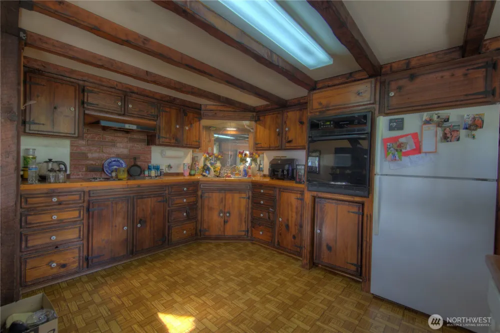 8409 Washington Boulevard SW Lakewood, WA 98498