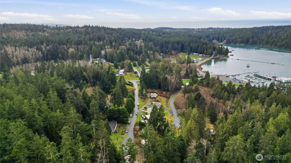 5184 Ridgeline Place Oak Harbor, WA 98277