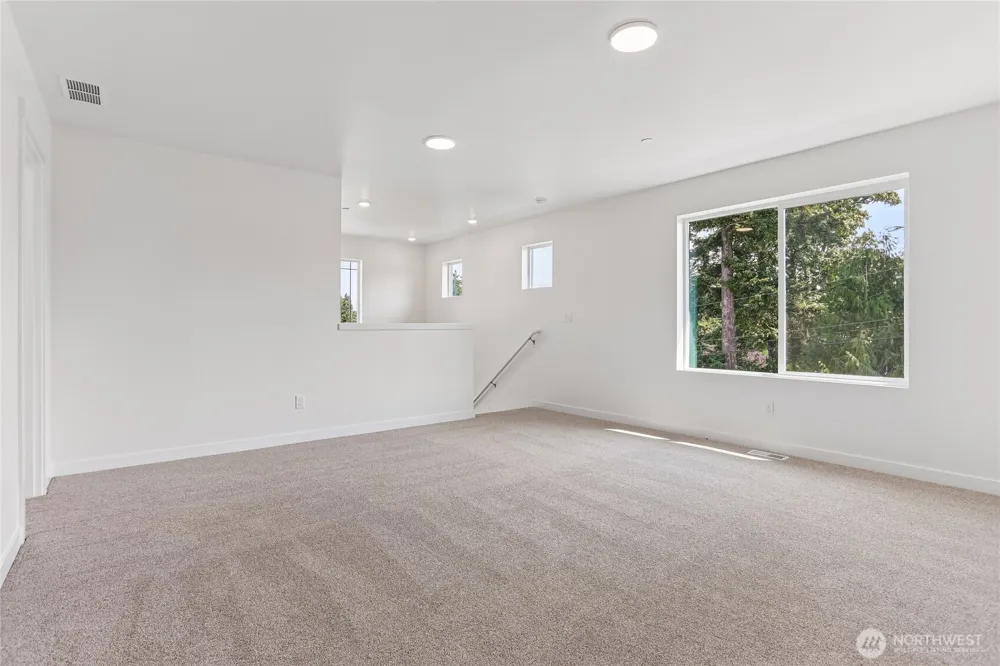 2426 128th ST SE #01 Everett, WA 98208