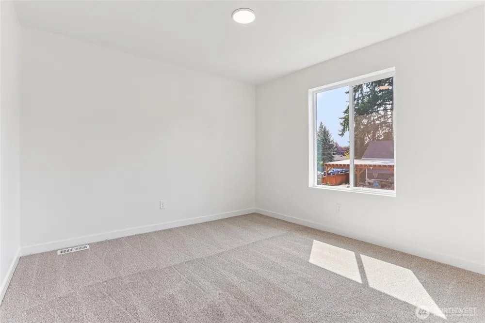 2426 128th ST SE #01 Everett, WA 98208