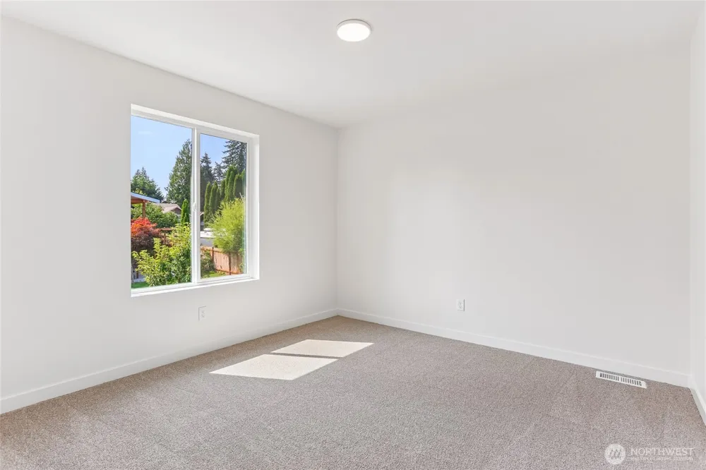 2426 128th ST SE #01 Everett, WA 98208