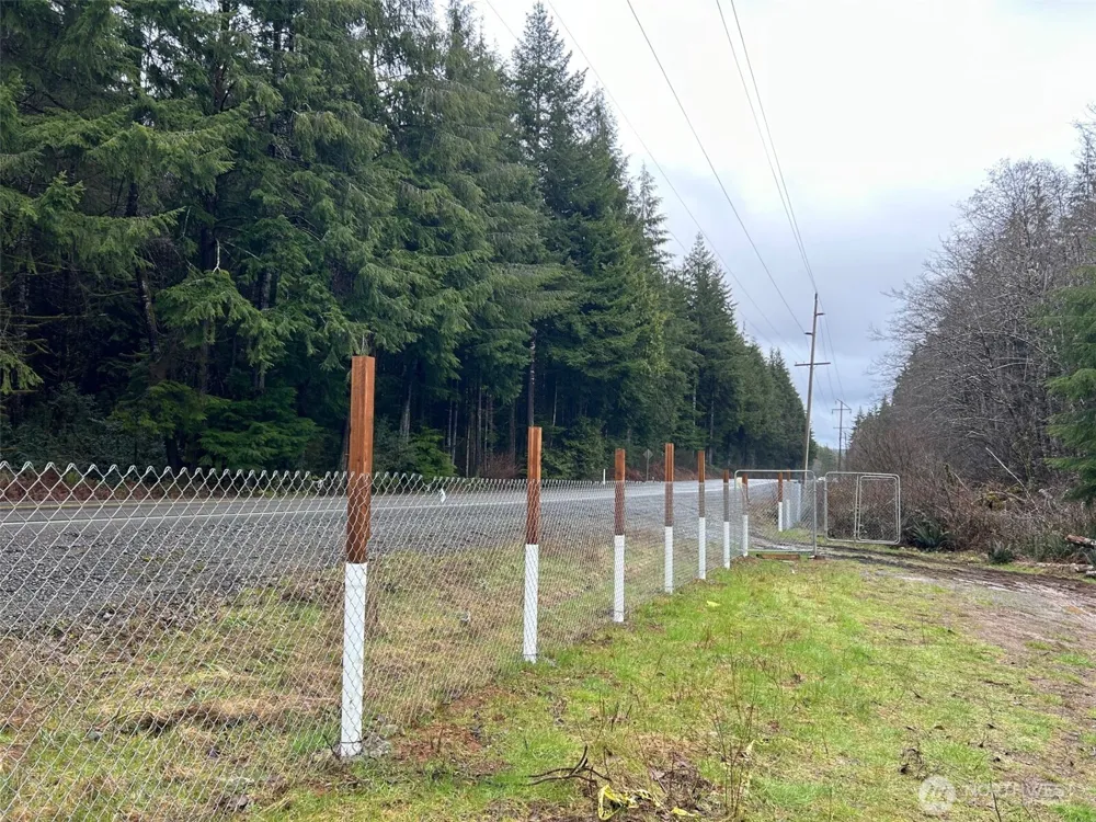 155 Ocean Beach Road Hoquiam, WA 98550