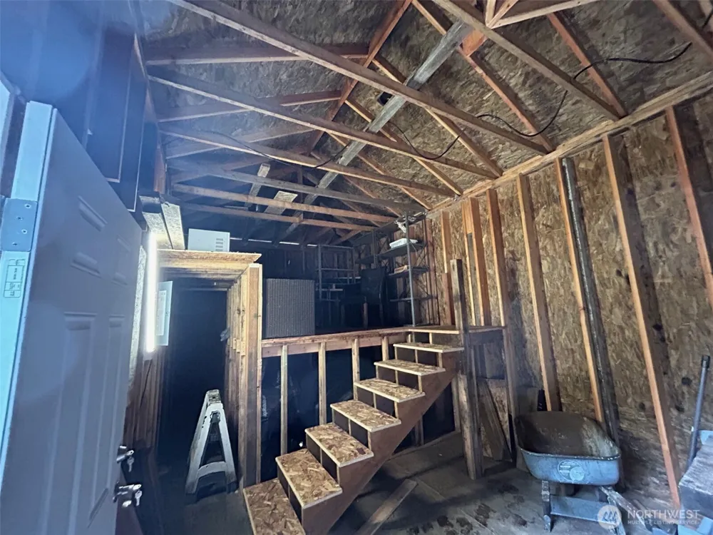 155 Ocean Beach Road Hoquiam, WA 98550