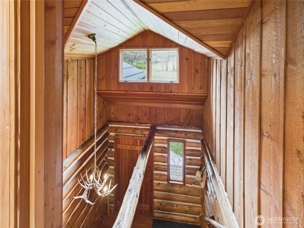 98 Tall Timber Lane Republic, WA 99166