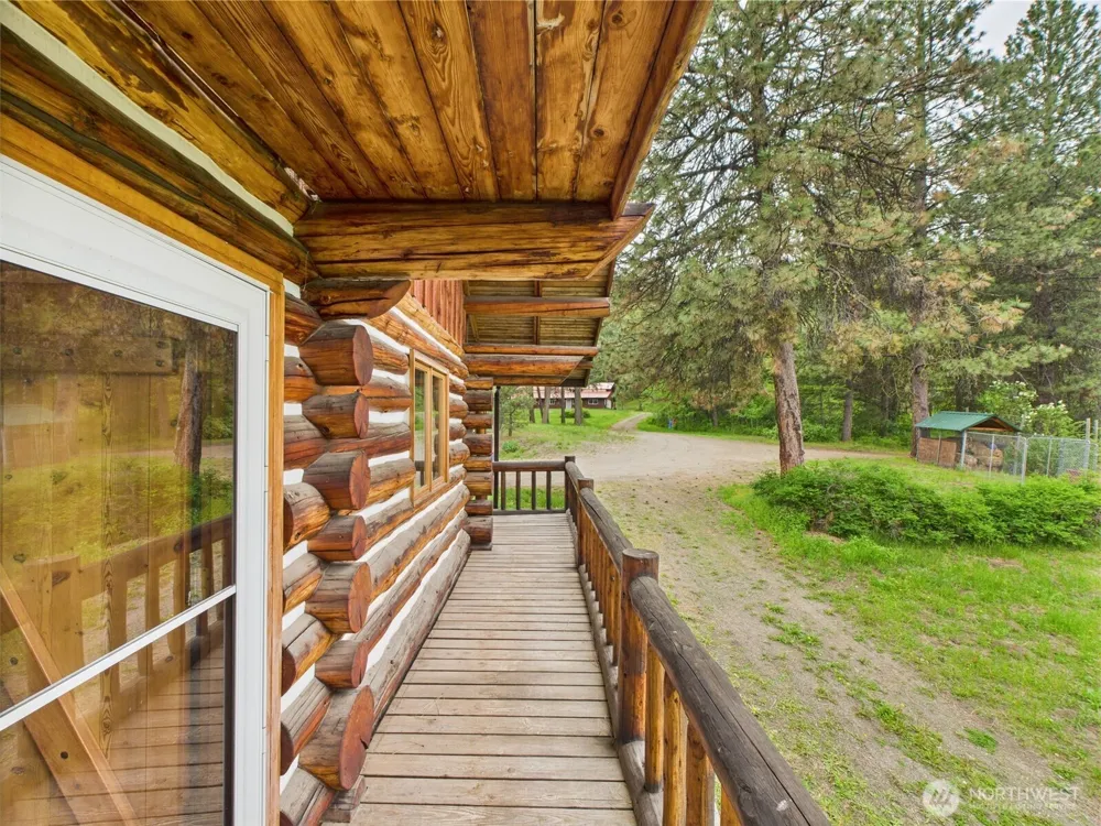 98 Tall Timber Lane Republic, WA 99166