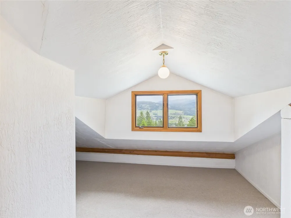 98 Tall Timber Lane Republic, WA 99166