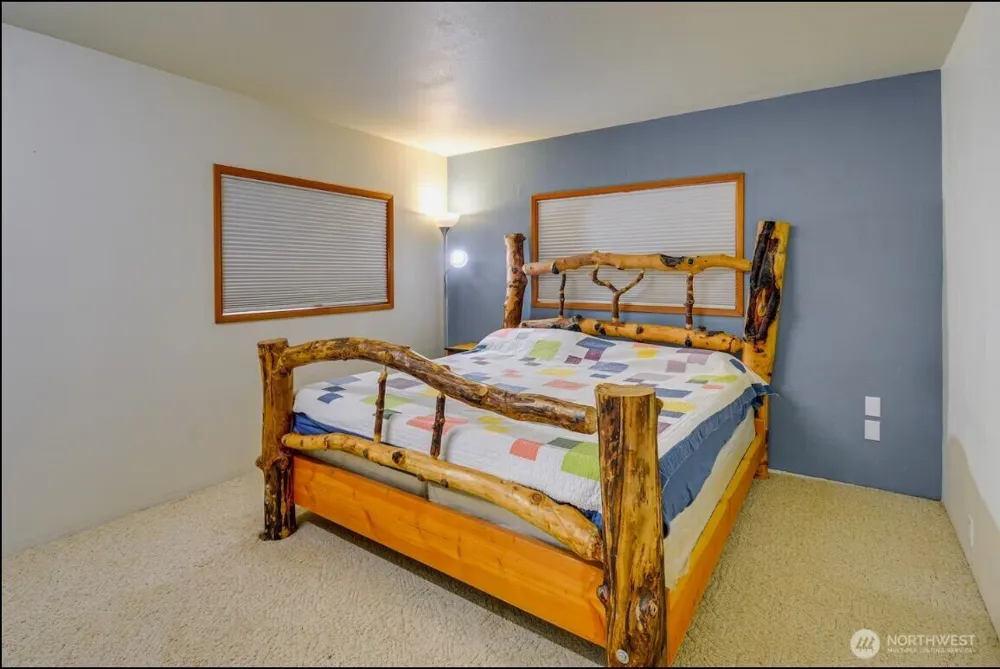 54 Pacific Lane Pacific Beach, WA 98571