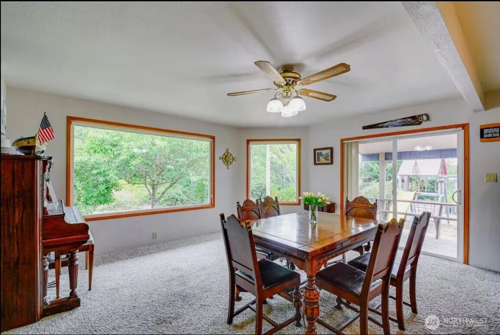 54 Pacific Lane Pacific Beach, WA 98571