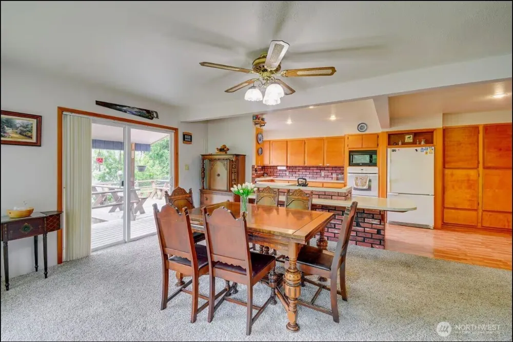 54 Pacific Lane Pacific Beach, WA 98571