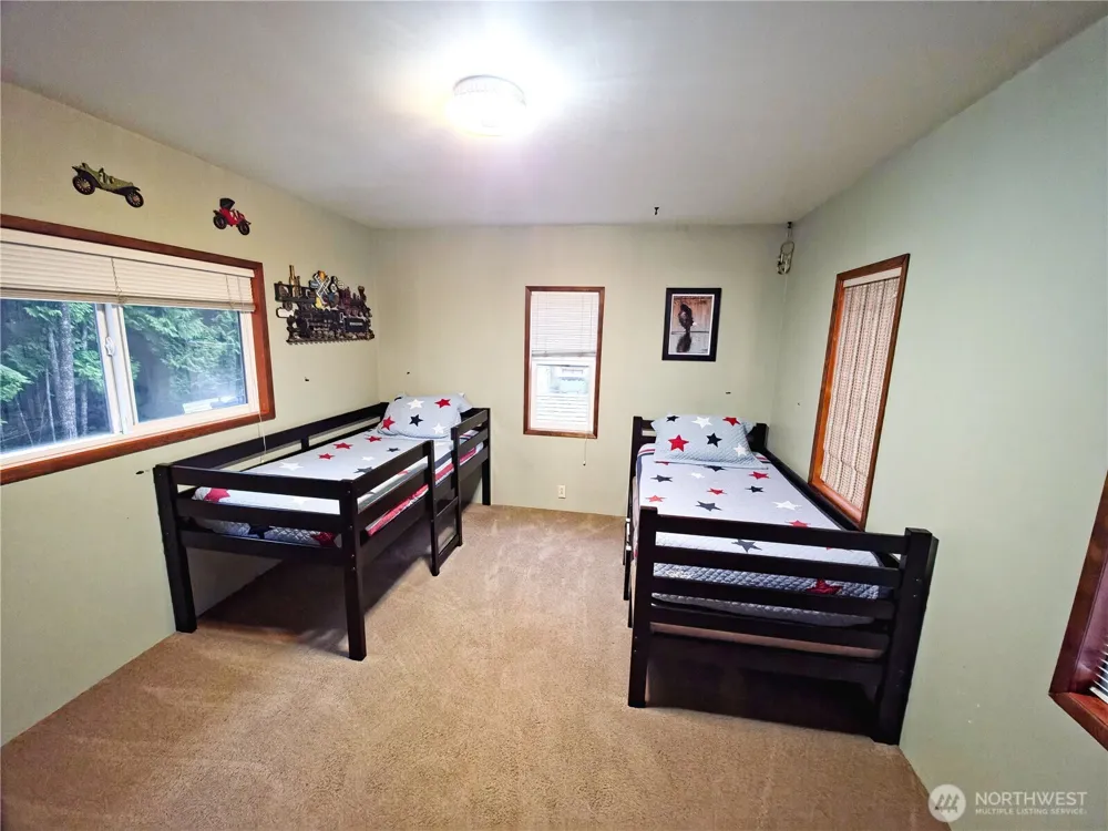 54 Pacific Lane Pacific Beach, WA 98571