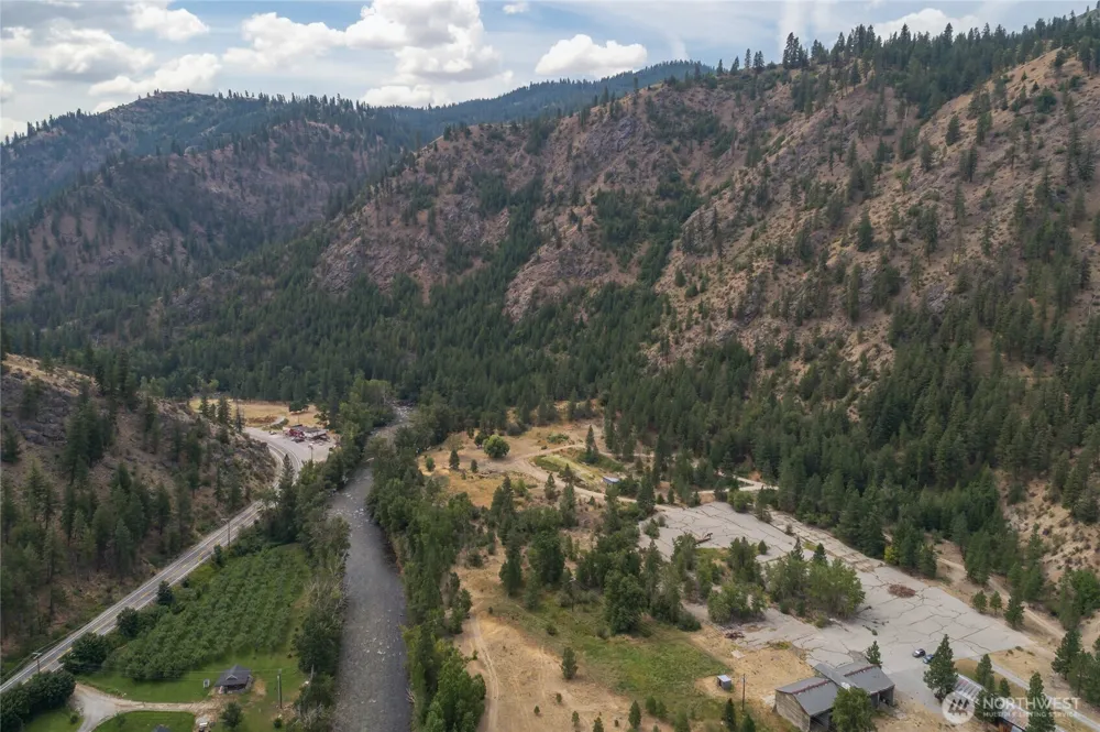 372 Mad Ranch Lane Entiat, WA 98822