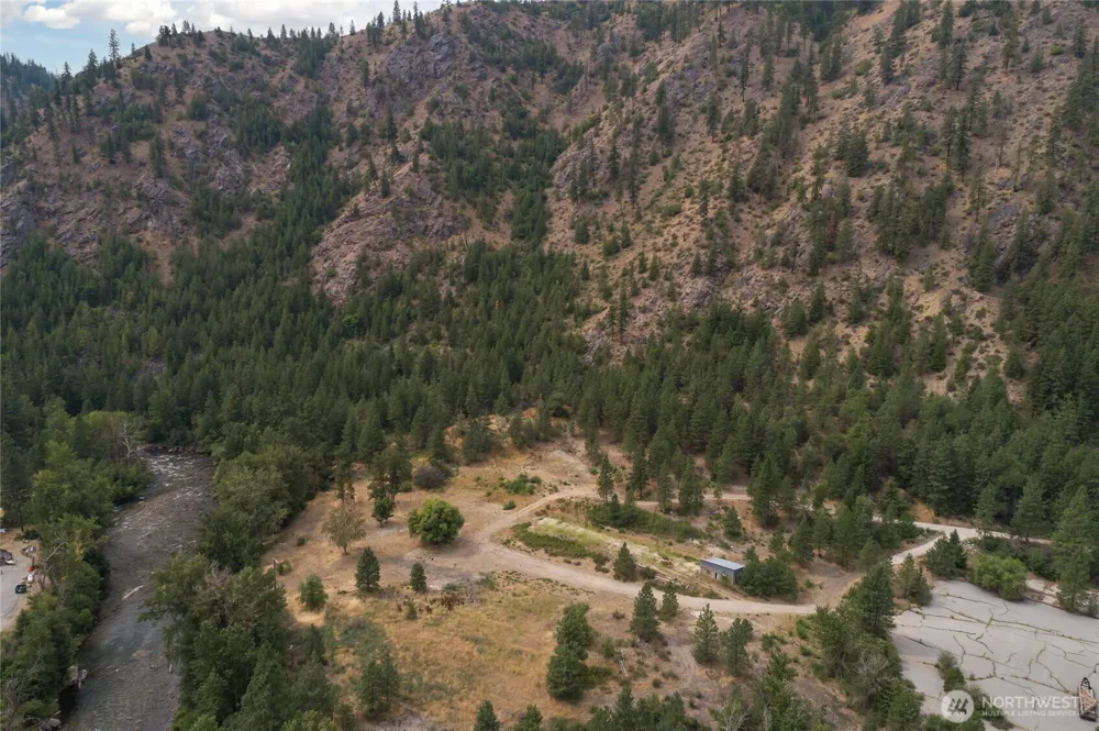 372 Mad Ranch Lane Entiat, WA 98822