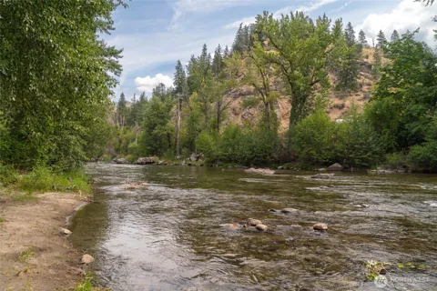 372 Mad Ranch Lane