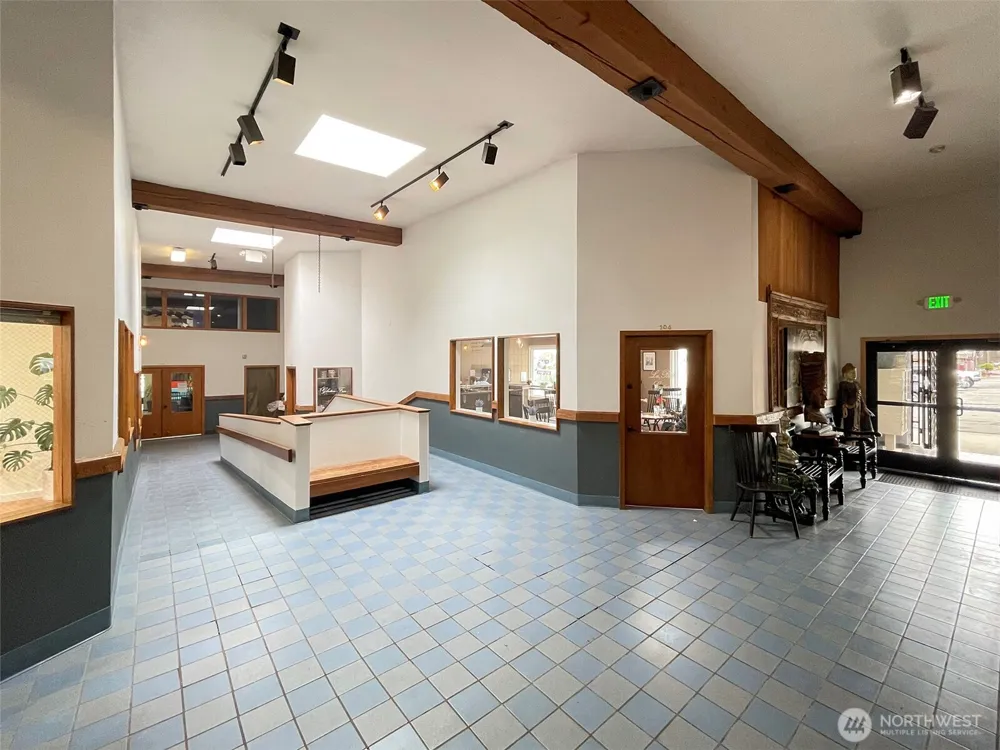 222 Lincoln Street #207 Port Angeles, WA 98362