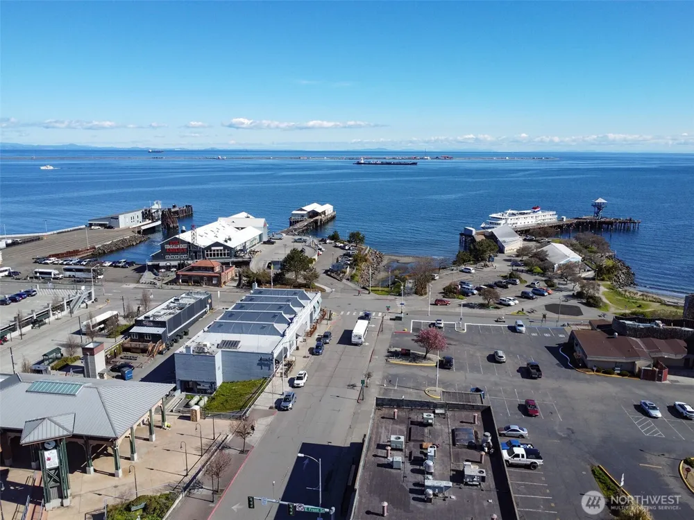 222 Lincoln Street #207 Port Angeles, WA 98362