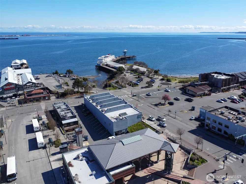 222 Lincoln Street #207 Port Angeles, WA 98362
