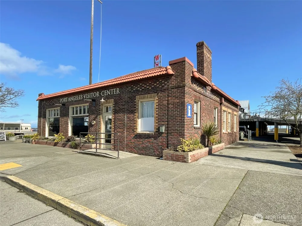 222 Lincoln Street #207 Port Angeles, WA 98362