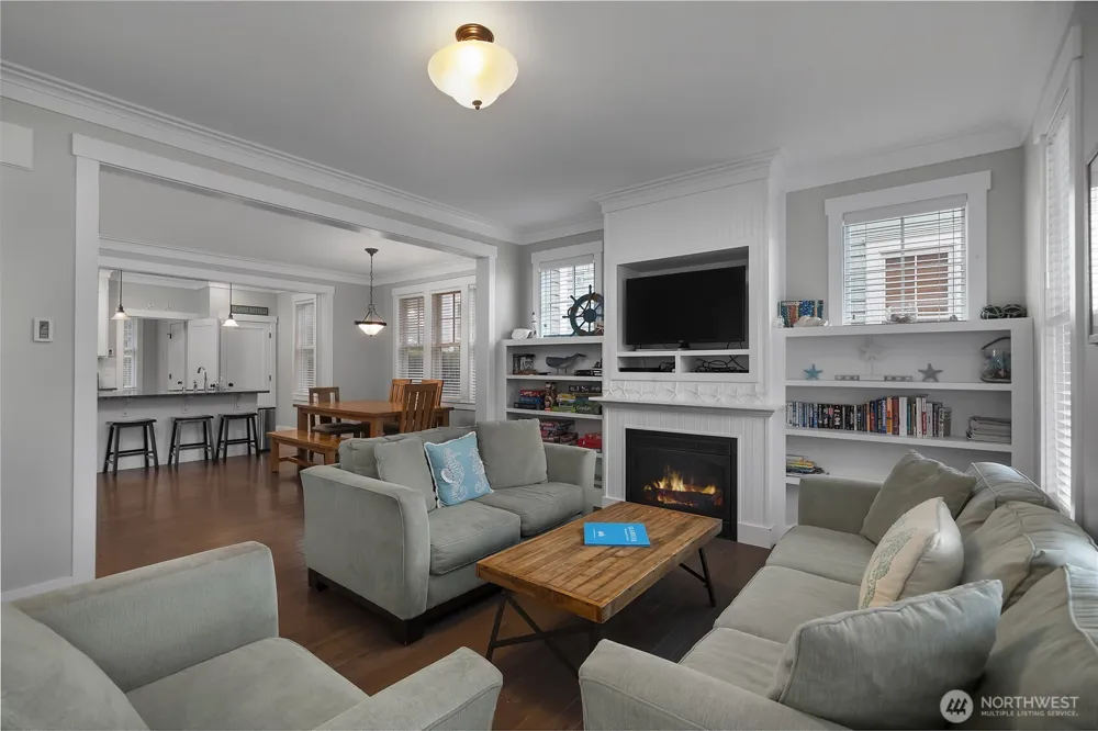 100 Horseshoe Lane Pacific Beach, WA 98571
