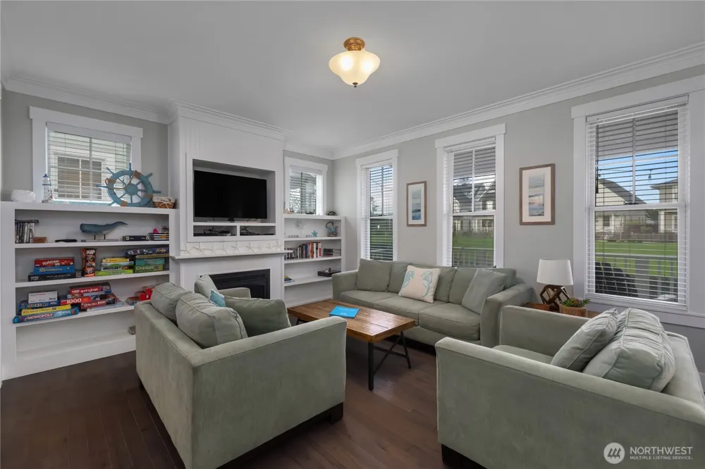 100 Horseshoe Lane Pacific Beach, WA 98571
