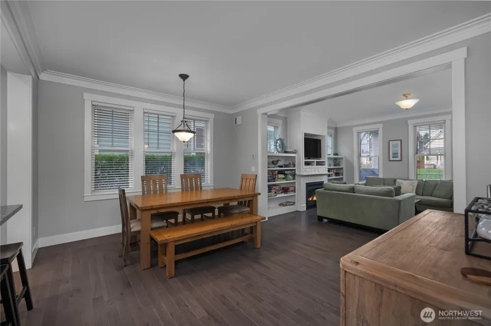 100 Horseshoe Lane Pacific Beach, WA 98571