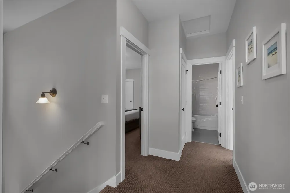 100 Horseshoe Lane Pacific Beach, WA 98571