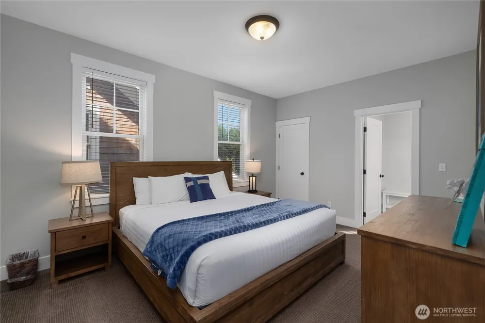 100 Horseshoe Lane Pacific Beach, WA 98571