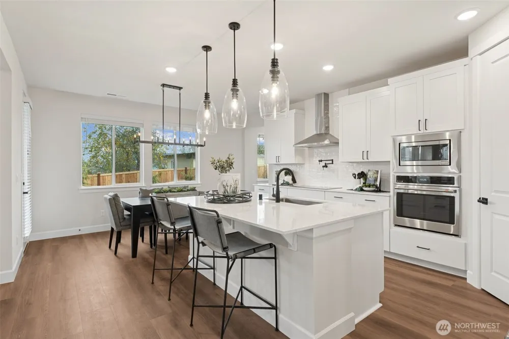 2216 Oak Court #3 Milton, WA 98354