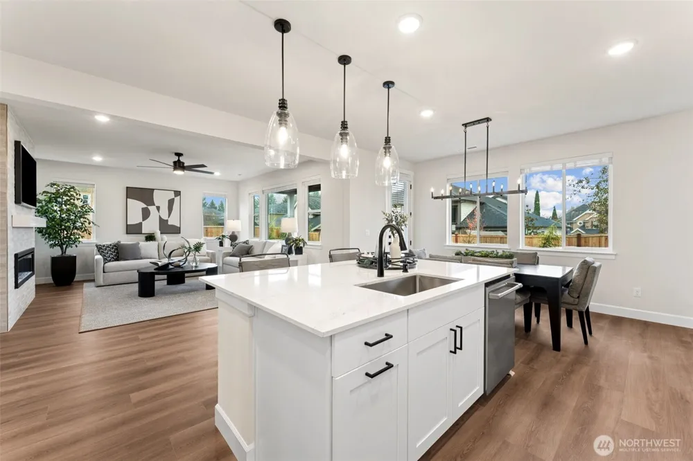 2216 Oak Court #3 Milton, WA 98354