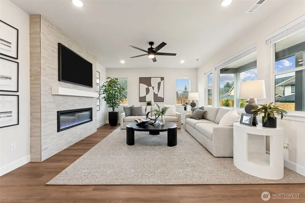 2216 Oak Court #3 Milton, WA 98354