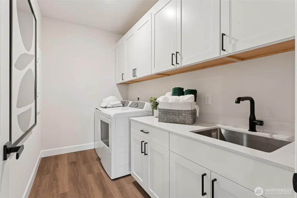 2216 Oak Court #3 Milton, WA 98354