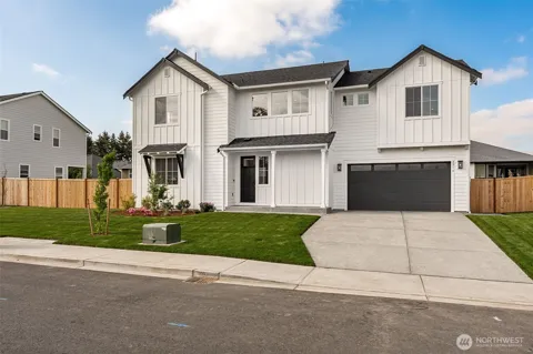 2216 Oak Court #3