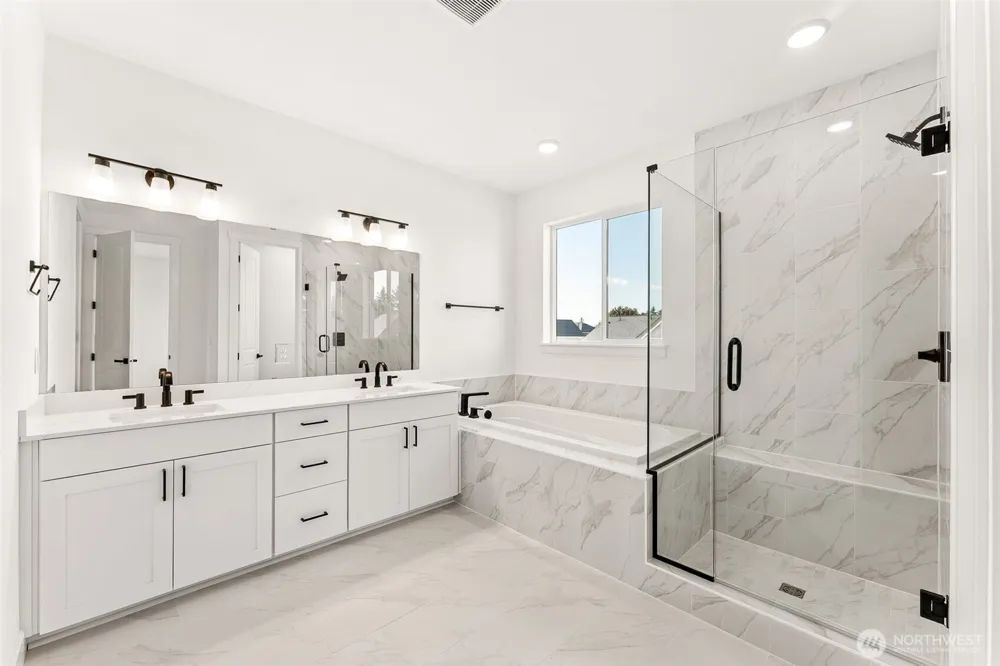 2216 Oak Court #3 Milton, WA 98354