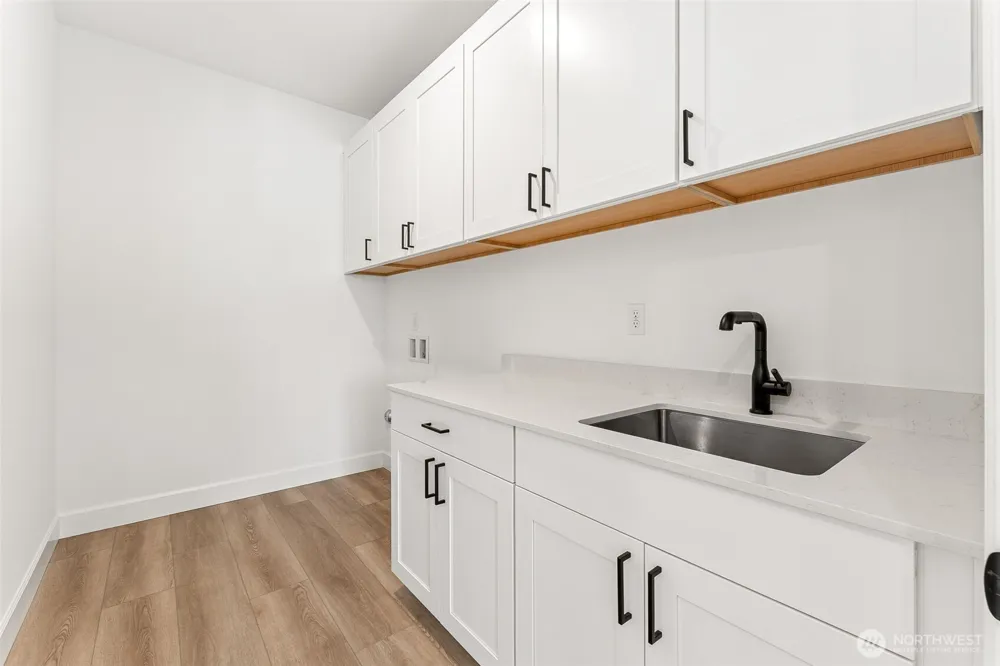 2216 Oak Court #3 Milton, WA 98354