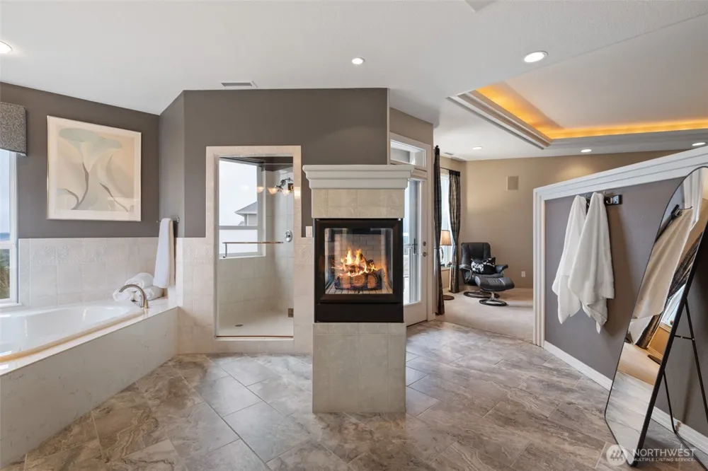 2305 NW Douglas Street Camas, WA 98607